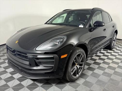 2025 Porsche Macan Base
