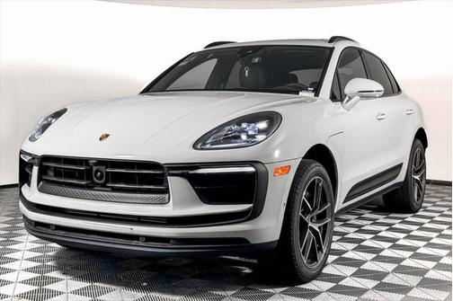 2024 Porsche Macan Base