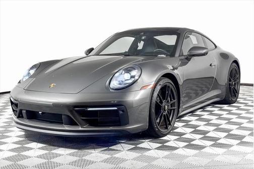2022 Porsche 911 Carrera GTS