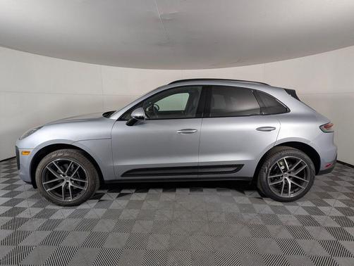 2025 Porsche Macan 2.0T