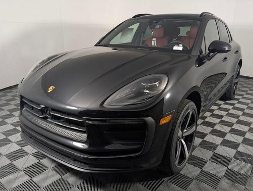 Jet Black 2026 Porsche Macan Macan