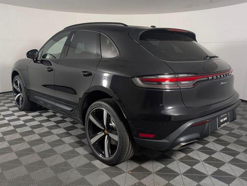 Jet Black 2026 Porsche Macan Macan