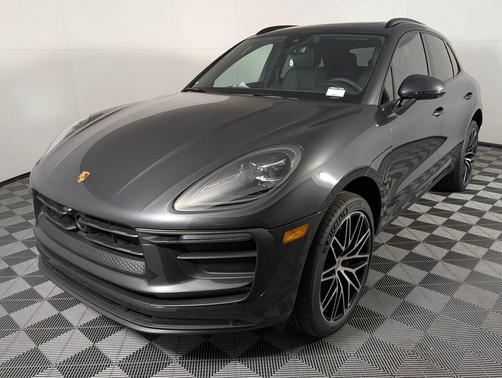 2026 Porsche Macan 