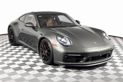2024 Porsche 911 Carrera GTS