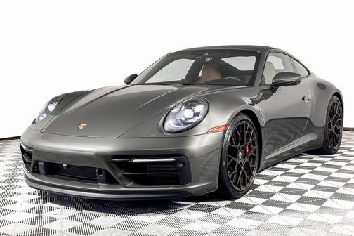 2024 Porsche 911 Carrera GTS