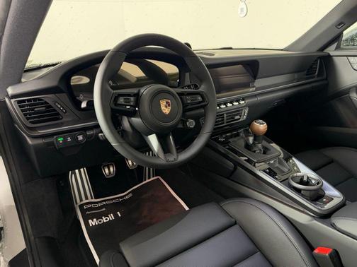 2026 Porsche 911 Carrera T