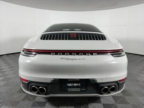 2022 Porsche 911 Targa 4S