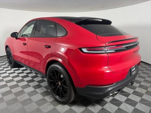 2025 Porsche Cayenne S