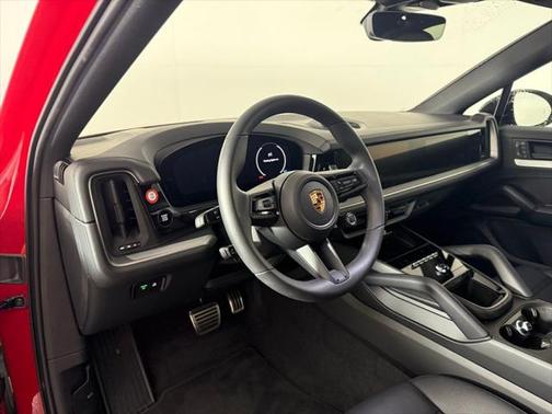 2025 Porsche Cayenne S