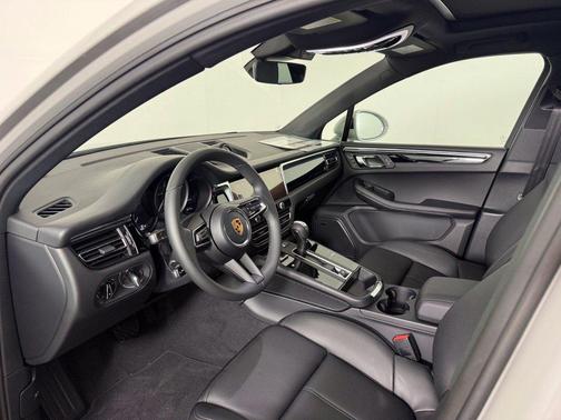 Chalk 2026 Porsche Macan Macan