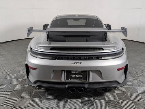 GT Silver Metallic 2026 Porsche 911 GT3