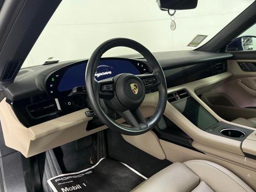 2023 Porsche Taycan Sedan