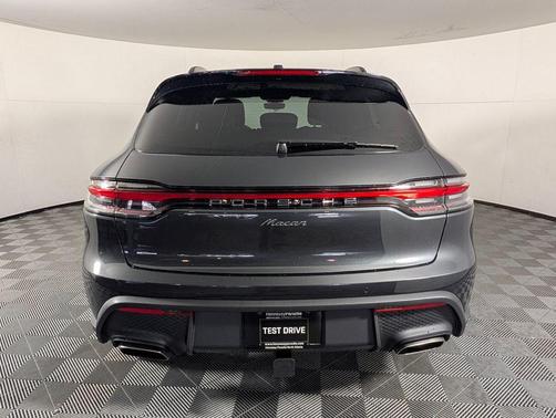 2026 Porsche Macan 