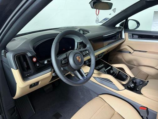 2025 Porsche Cayenne