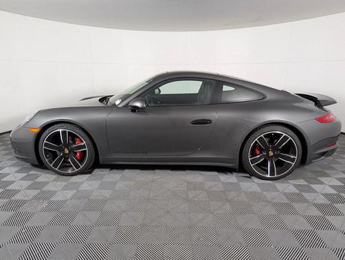2019 Porsche 911 Carrera 4S