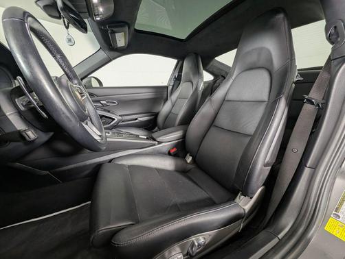 2019 Porsche 911 Carrera 4S