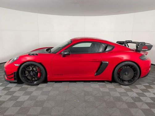 2023 Porsche 718 Cayman GT4 RS