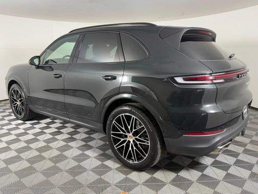 2026 Porsche Cayenne Cayenne