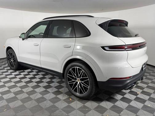 2025 Porsche Cayenne Cayenne