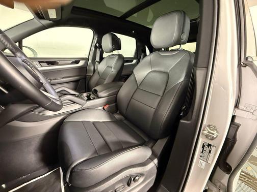 2025 Porsche Cayenne Cayenne