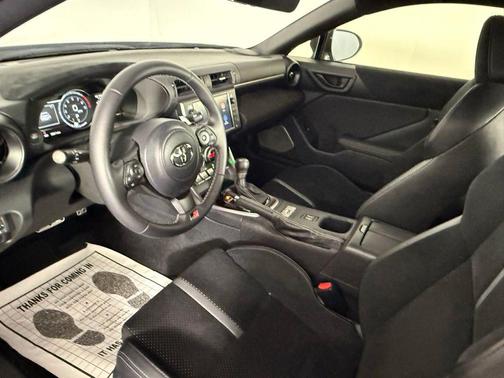 2025 Toyota GR86 Premium