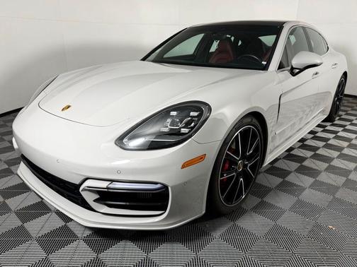 2022 Porsche Panamera 4S