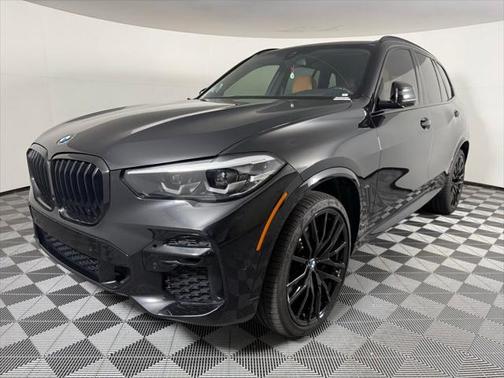 2022 BMW X5 M50i