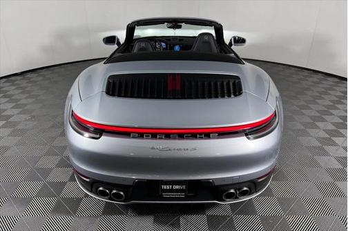 2021 Porsche 911 Carrera S
