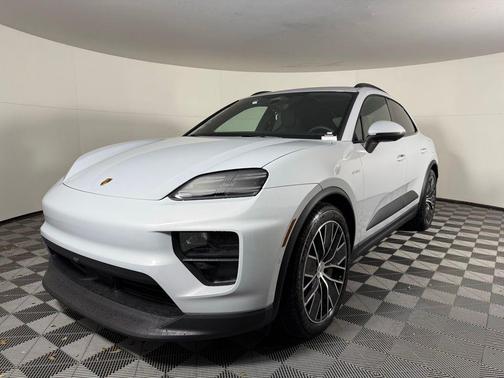 2024 Porsche Macan 4