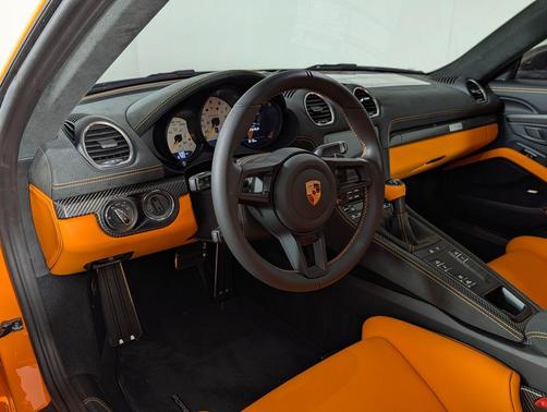 Pastel Orange 2025 Porsche 718 Cayman GT4 RS