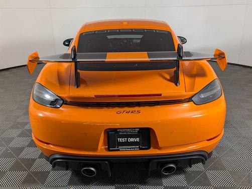 Pastel Orange 2025 Porsche 718 Cayman GT4 RS