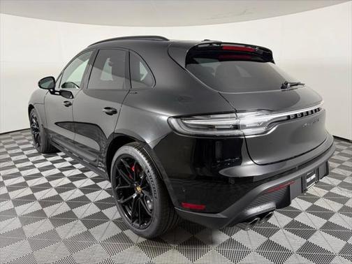 2025 Porsche Macan GTS