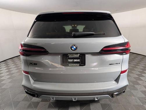 Brooklyn Gray Metallic 2025 BMW X5 xDrive40i
