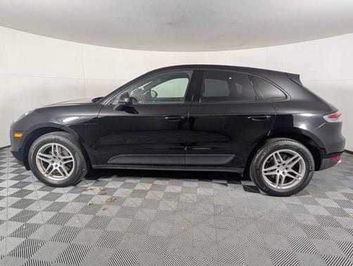2020 Porsche Macan 2.0T