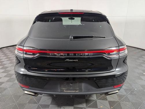 2020 Porsche Macan 2.0T