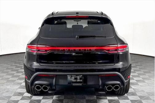 2024 Porsche Macan Base