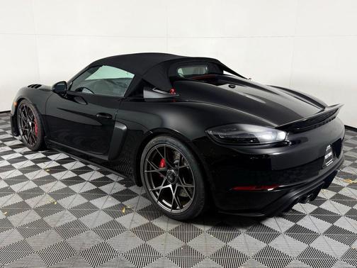 2025 Porsche 718 Spyder RS