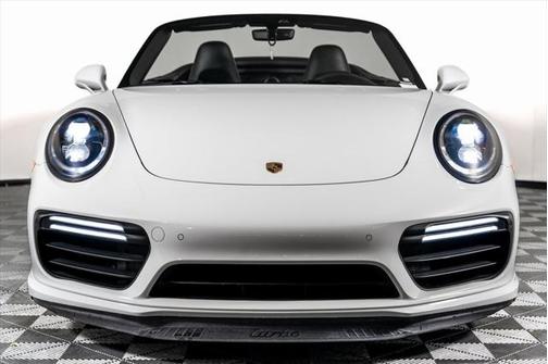 2019 Porsche 911 Turbo