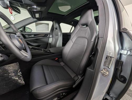 2026 Porsche Panamera 