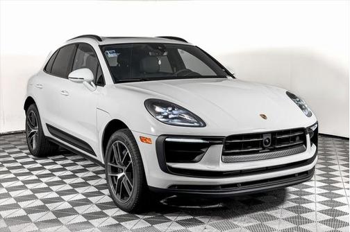 2024 Porsche Macan Base