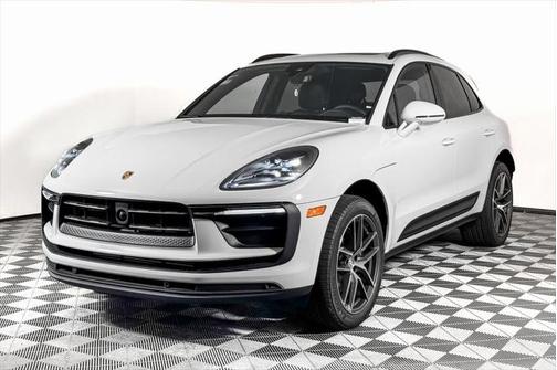 2024 Porsche Macan Base