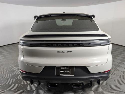 2024 Porsche Cayenne Turbo GT