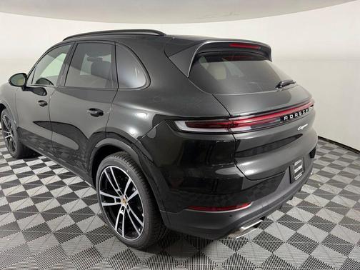 2025 Porsche Cayenne