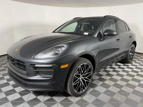 2026 Porsche Macan 