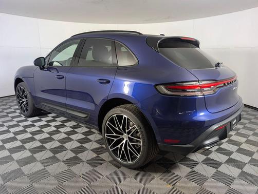 2026 Porsche Macan 