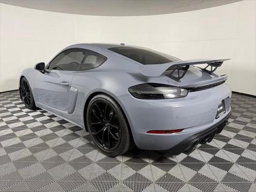 2023 Porsche 718 Cayman GT4