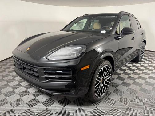2025 Porsche Cayenne S
