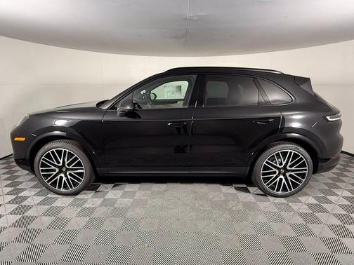 2025 Porsche Cayenne S
