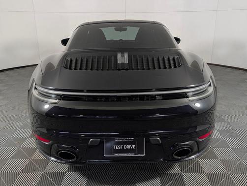 2022 Porsche 911 Targa 4S