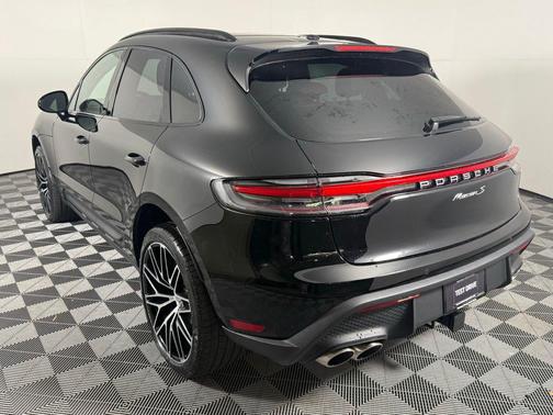 2026 Porsche Macan S